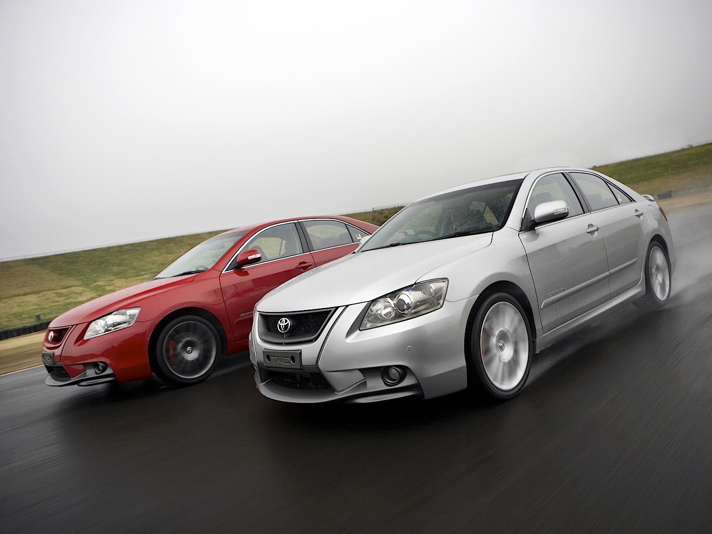 Toyota Aurion photo 21