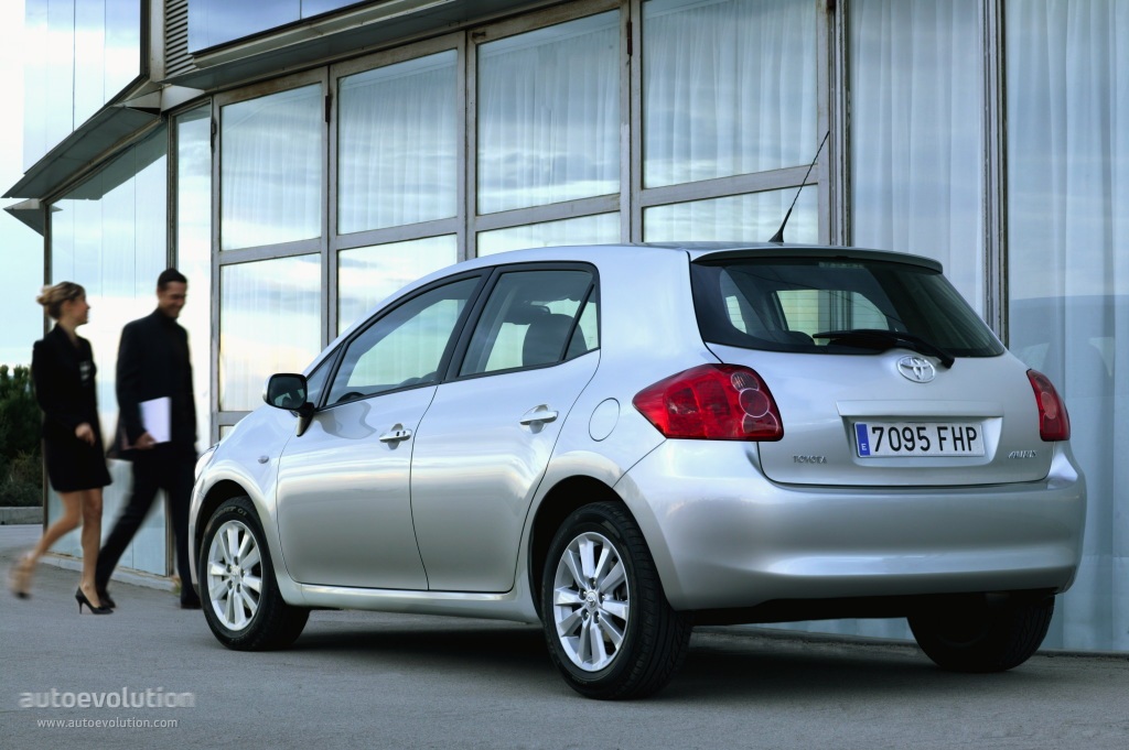 Toyota Auris 3 Doors photo 11