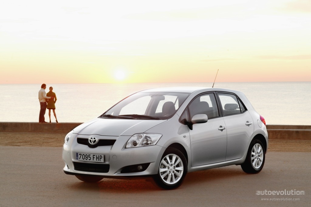 Toyota Auris 3 Doors photo 3