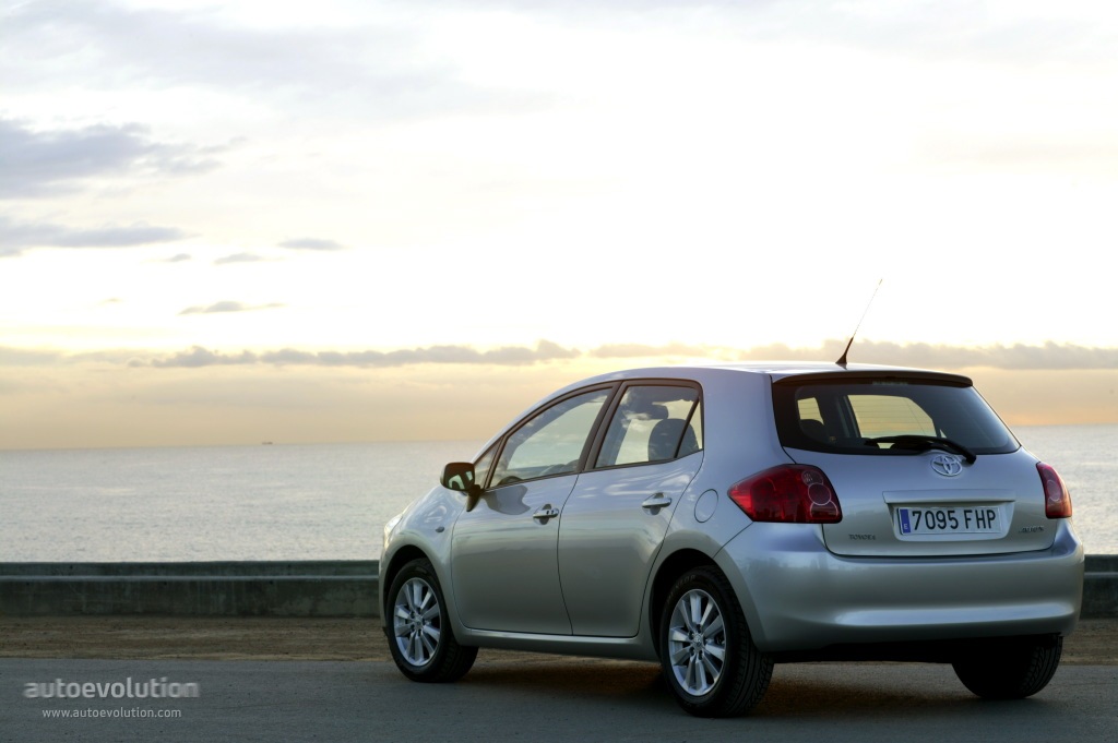 Toyota Auris 3 Doors photo 6