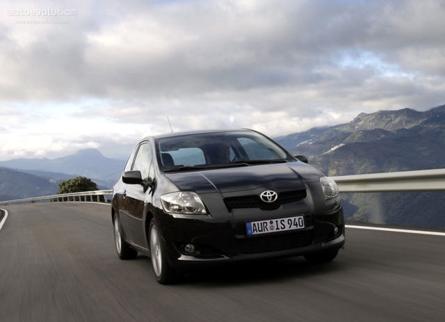 Toyota Auris 3 Doors photo 1