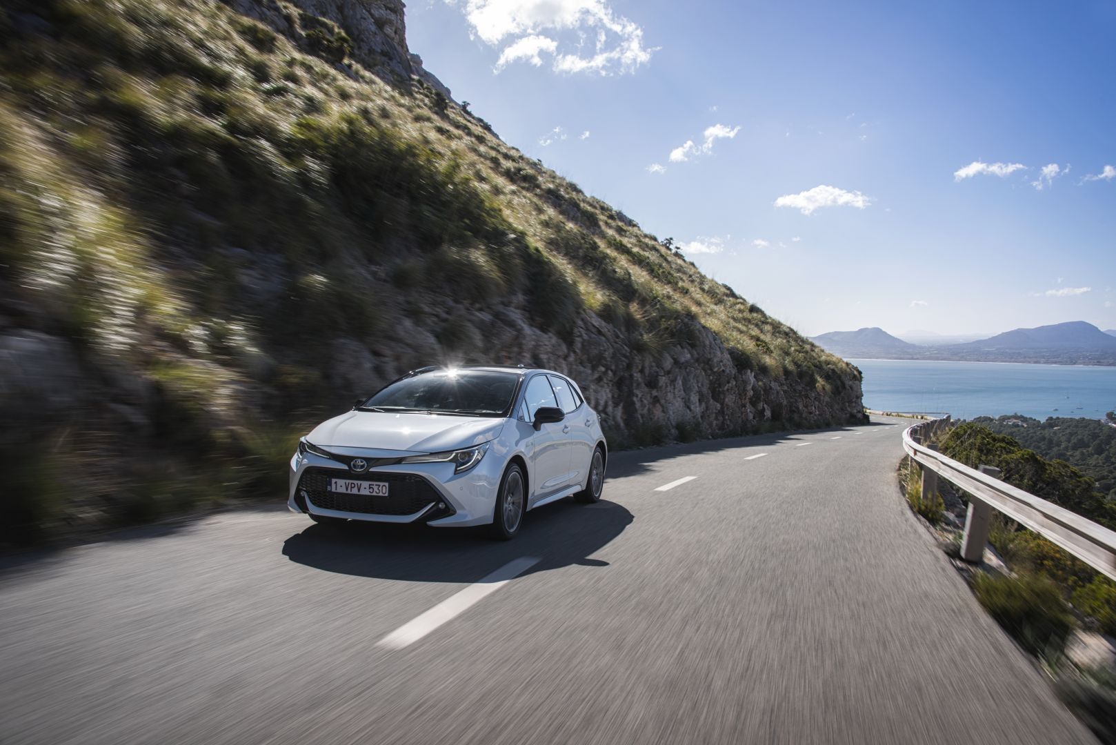 Toyota Auris 5 Doors photo 18