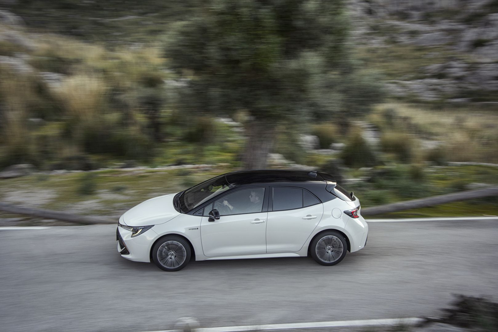 Toyota Auris 5 Doors photo 23