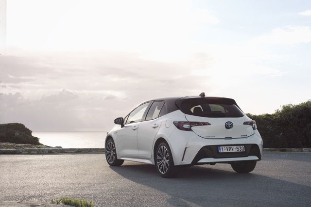 Toyota Auris 5 Doors photo 6