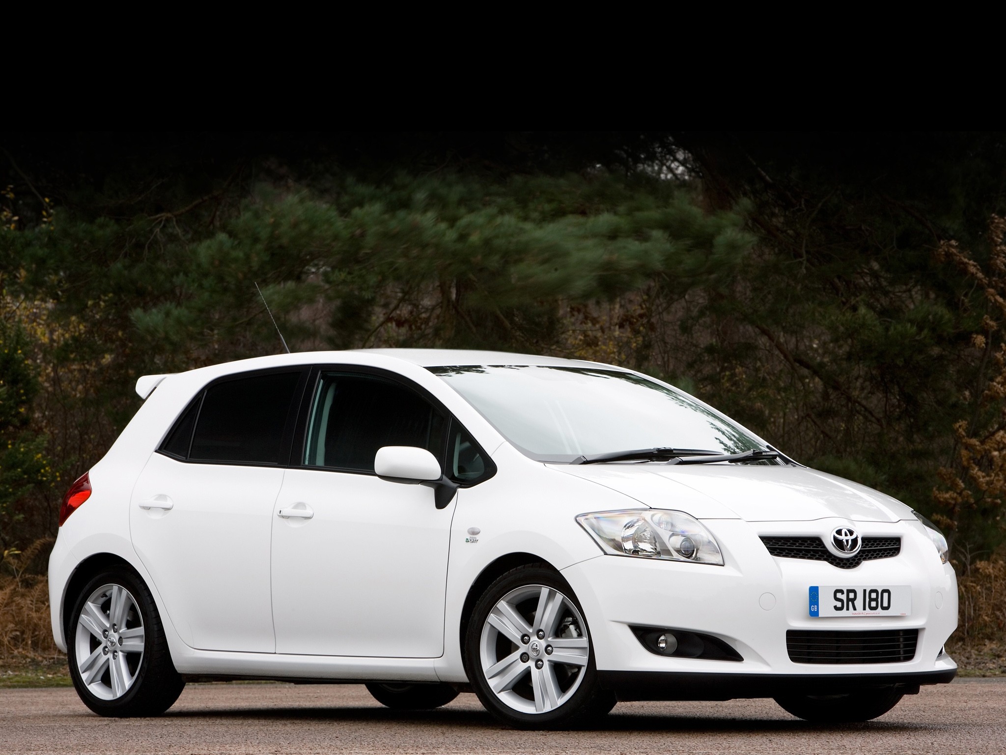 Toyota Auris 5 Doors photo 7