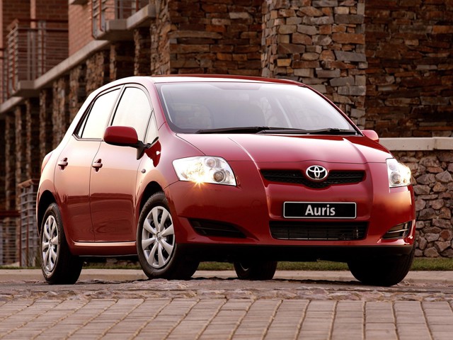 Toyota Auris 5 Doors photo 18