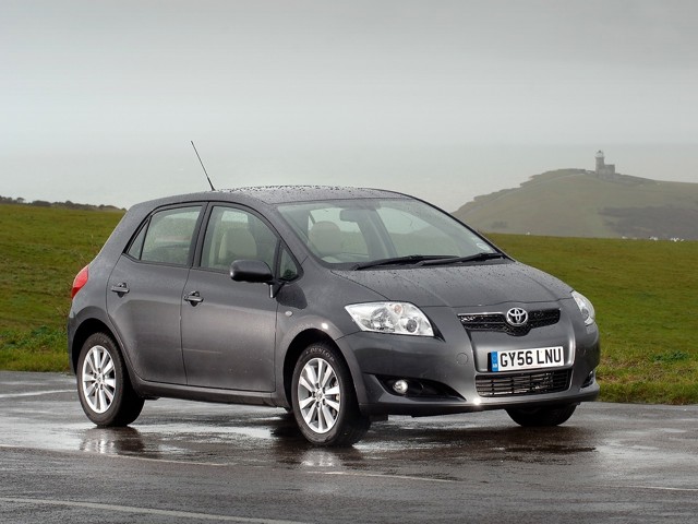 Toyota Auris 5 Doors photo 22