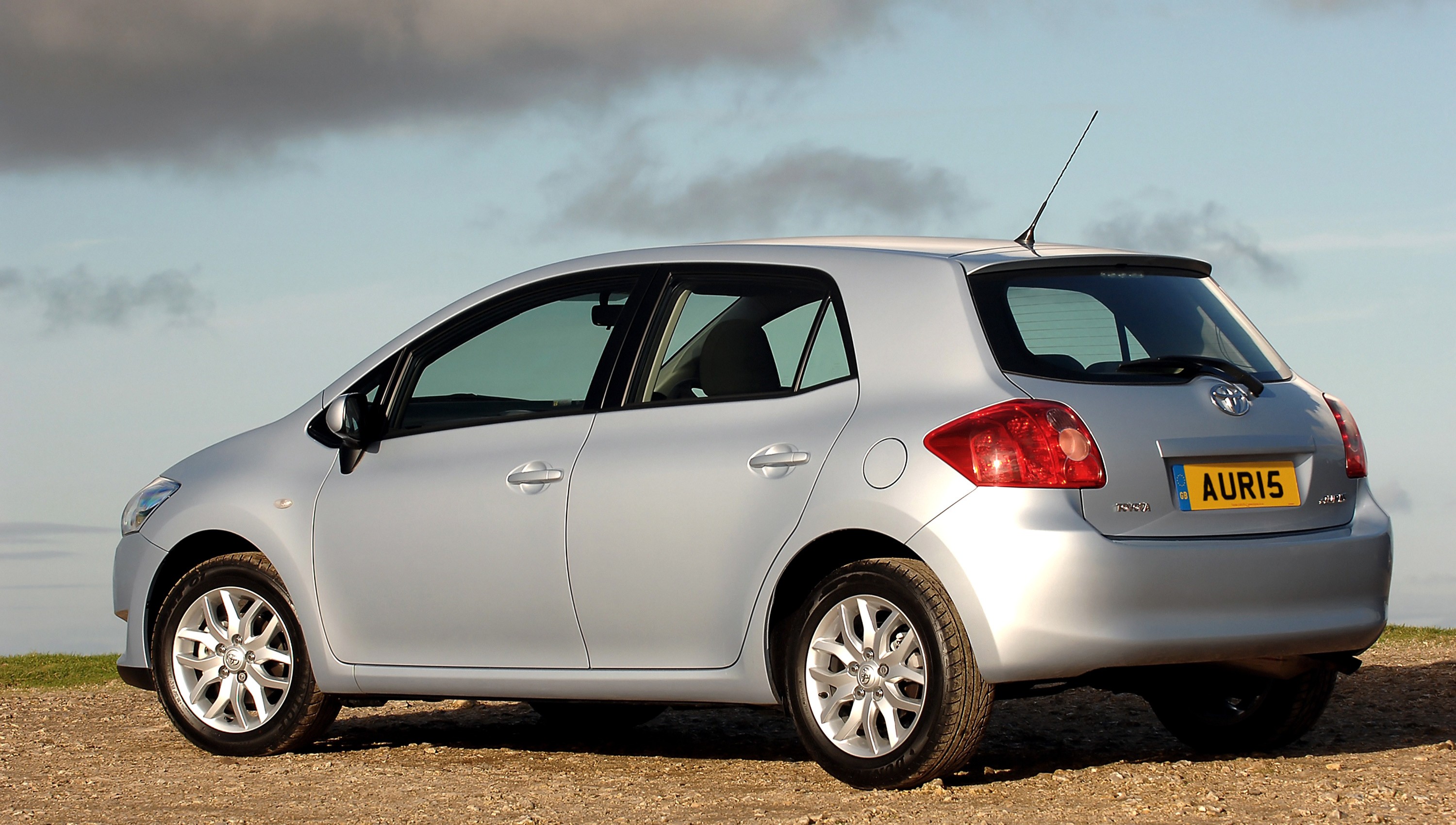 Toyota Auris 5 Doors photo 31