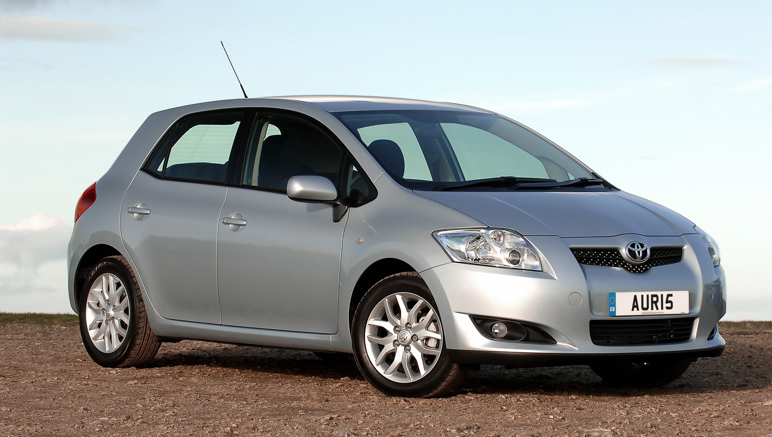 Toyota Auris 5 Doors photo 32