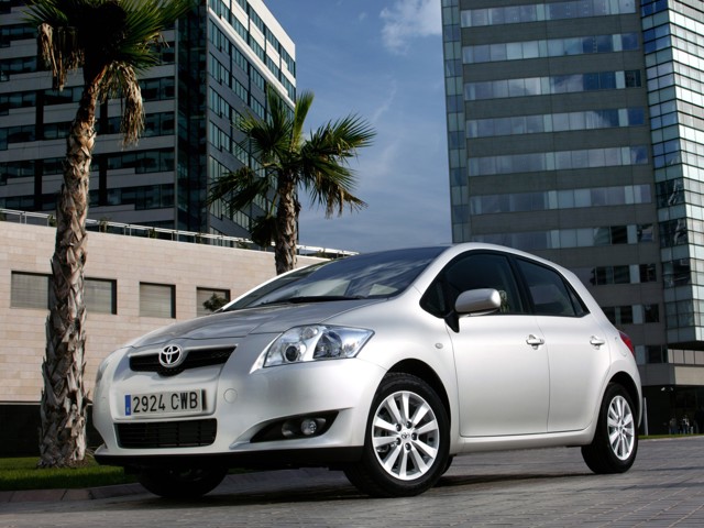 Toyota Auris 5 Doors photo 40