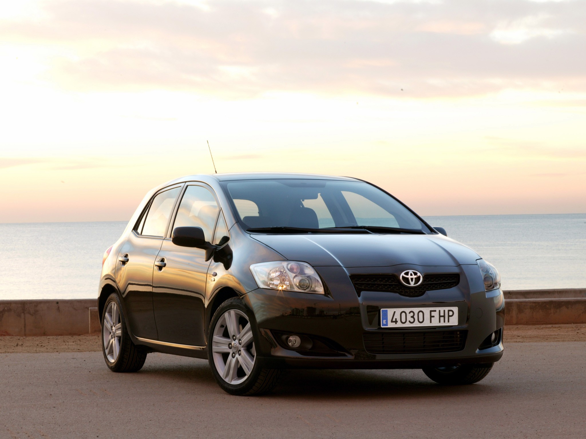 Toyota Auris 5 Doors photo 43