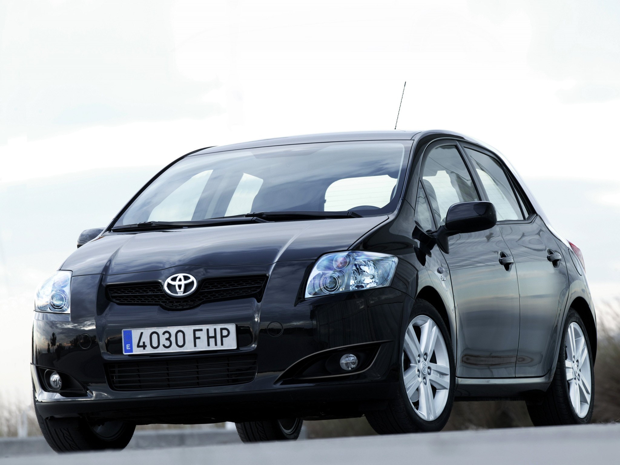 Toyota Auris 5 Doors photo 49