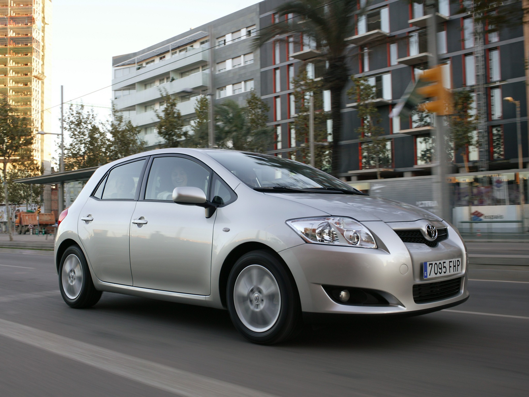 Toyota Auris 5 Doors photo 52