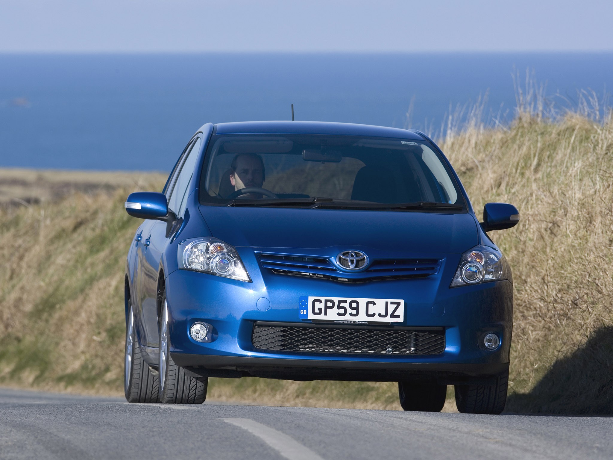 Toyota Auris 5 Doors photo 32