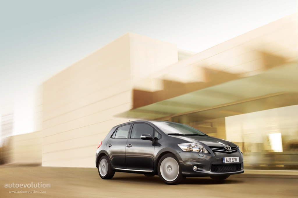 Toyota Auris 5 Doors photo 5