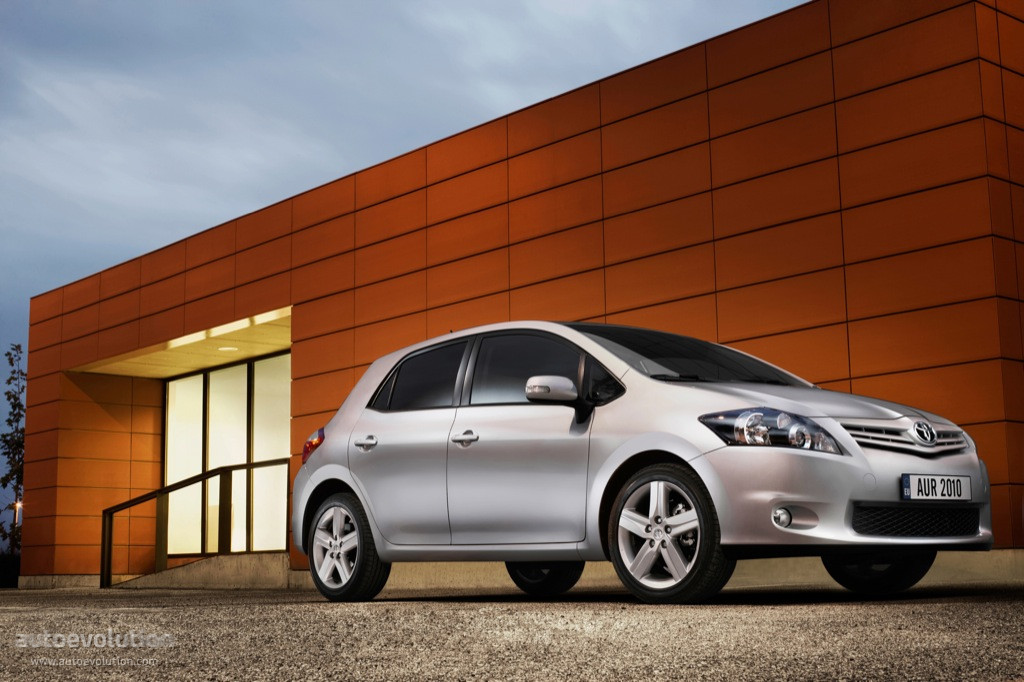 Toyota Auris 5 Doors photo 7