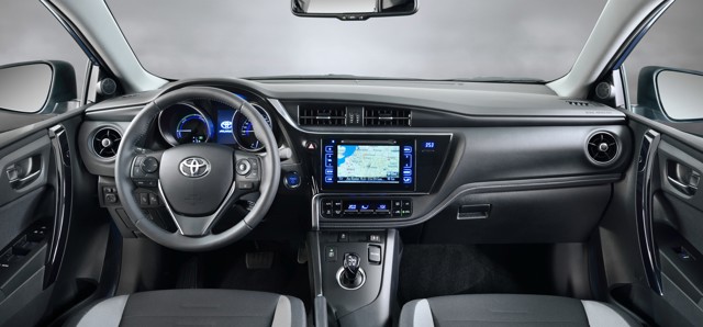 Toyota Auris 5 Doors photo 82