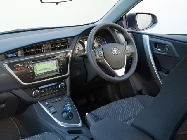 Toyota Auris 5 Doors photo 87
