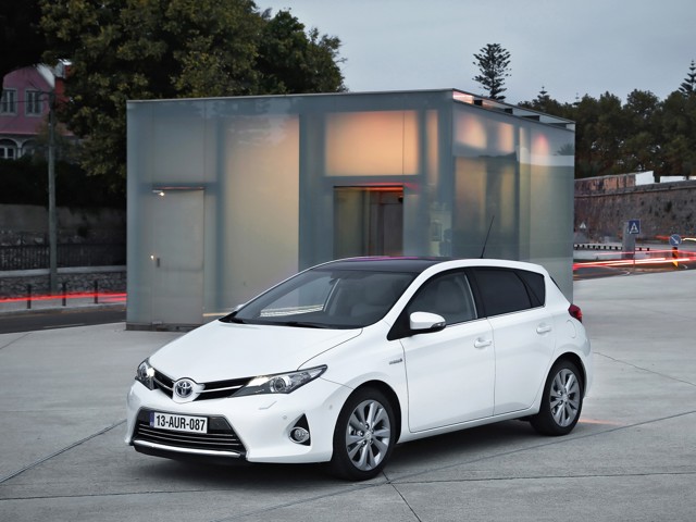 Toyota Auris 5 Doors photo 27