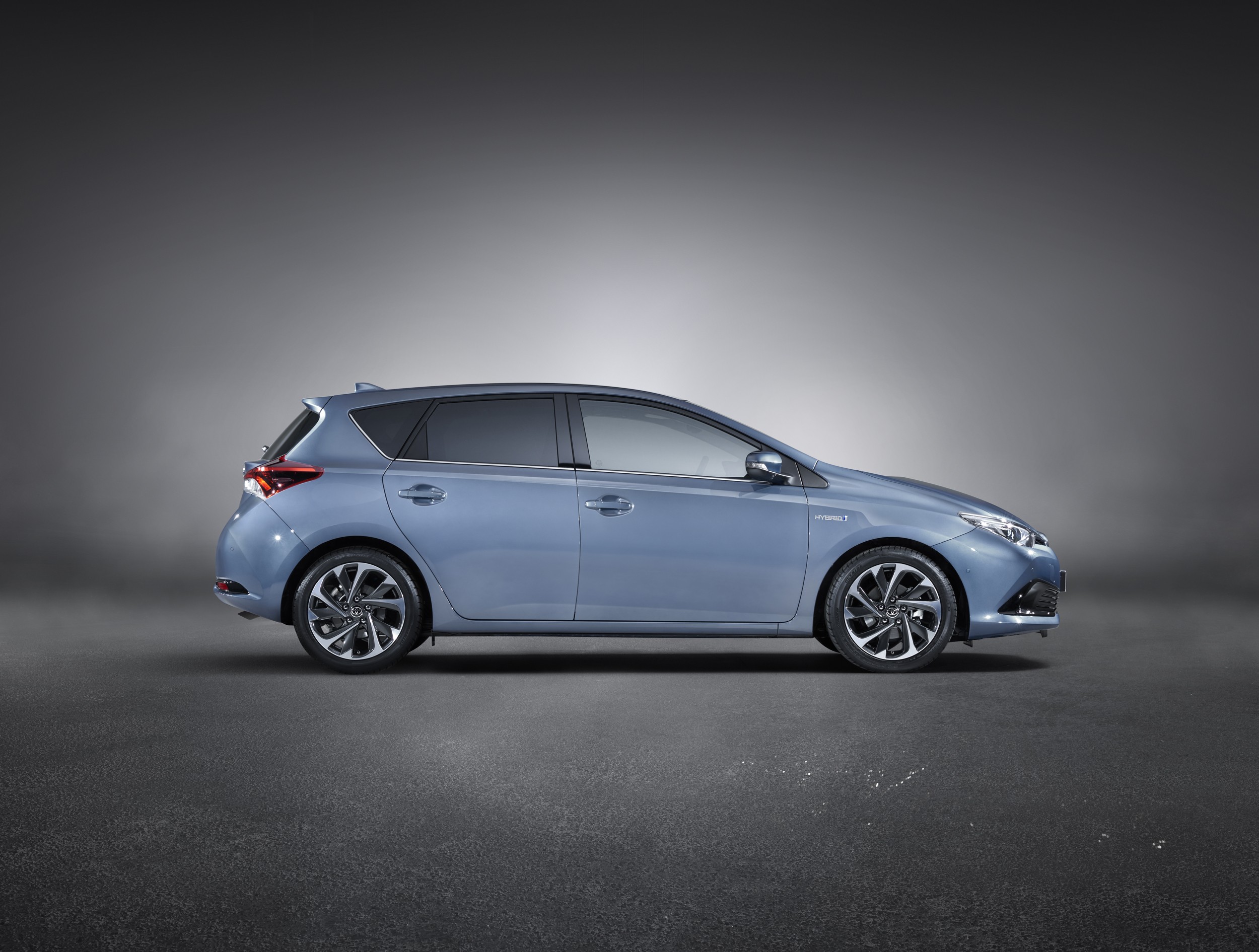 Toyota Auris 5 Doors photo 38