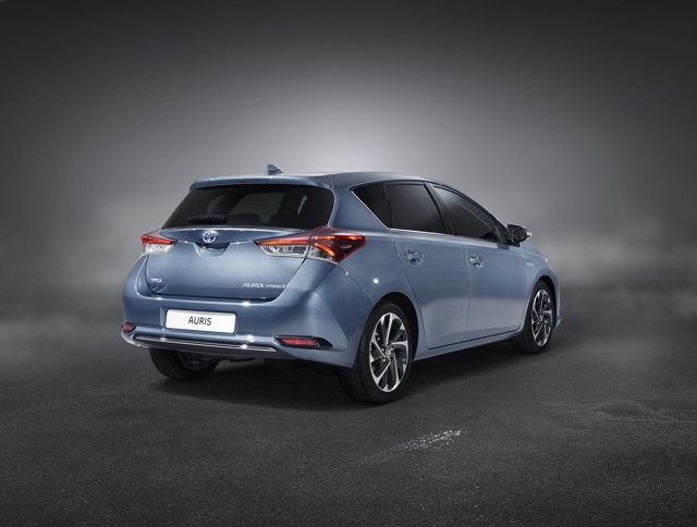 Toyota Auris 5 Doors photo 39