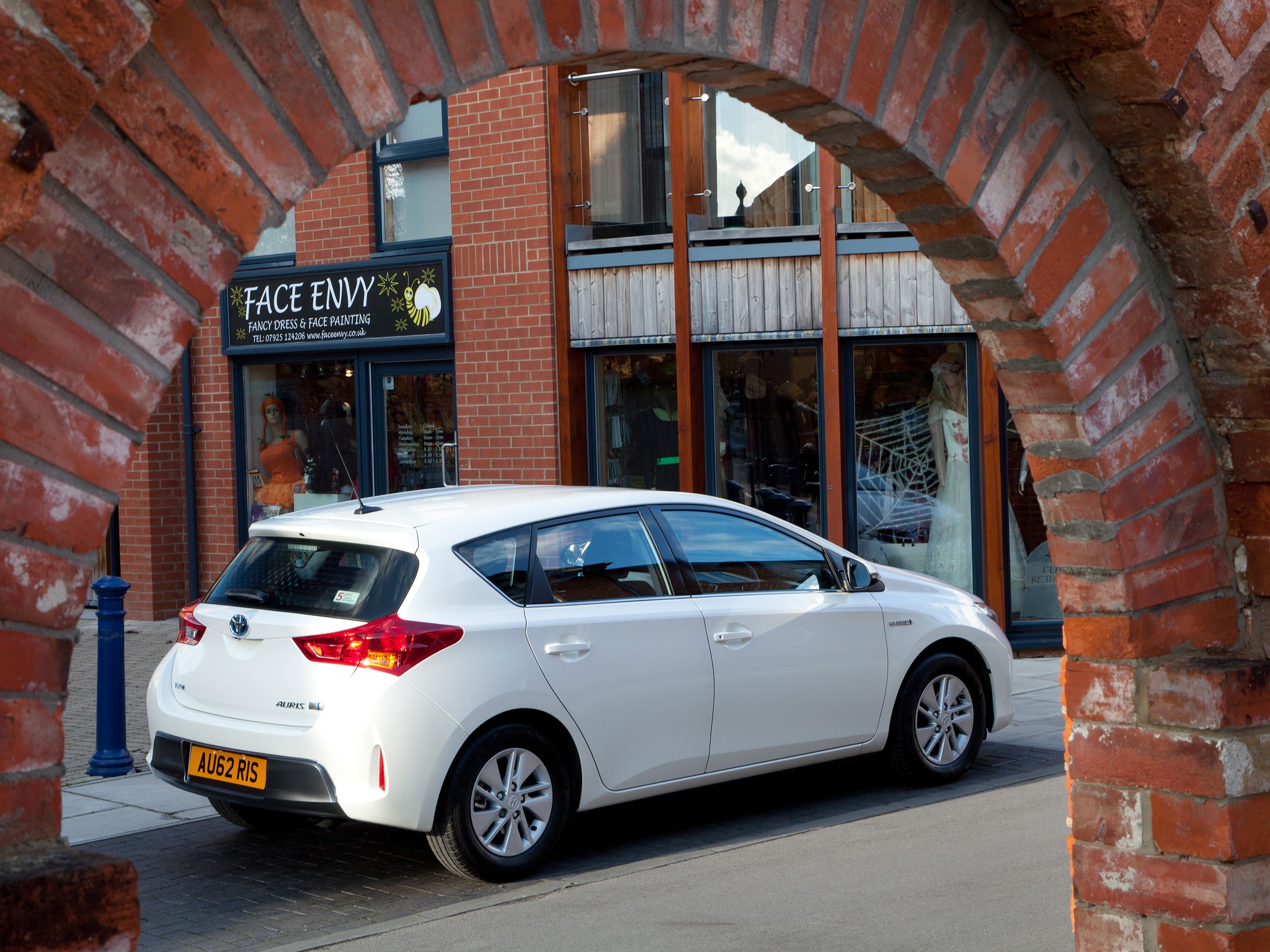 Toyota Auris 5 Doors photo 48