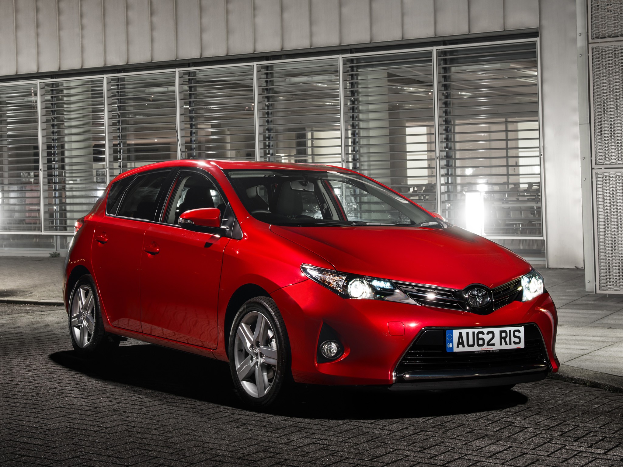 Toyota Auris 5 Doors photo 61