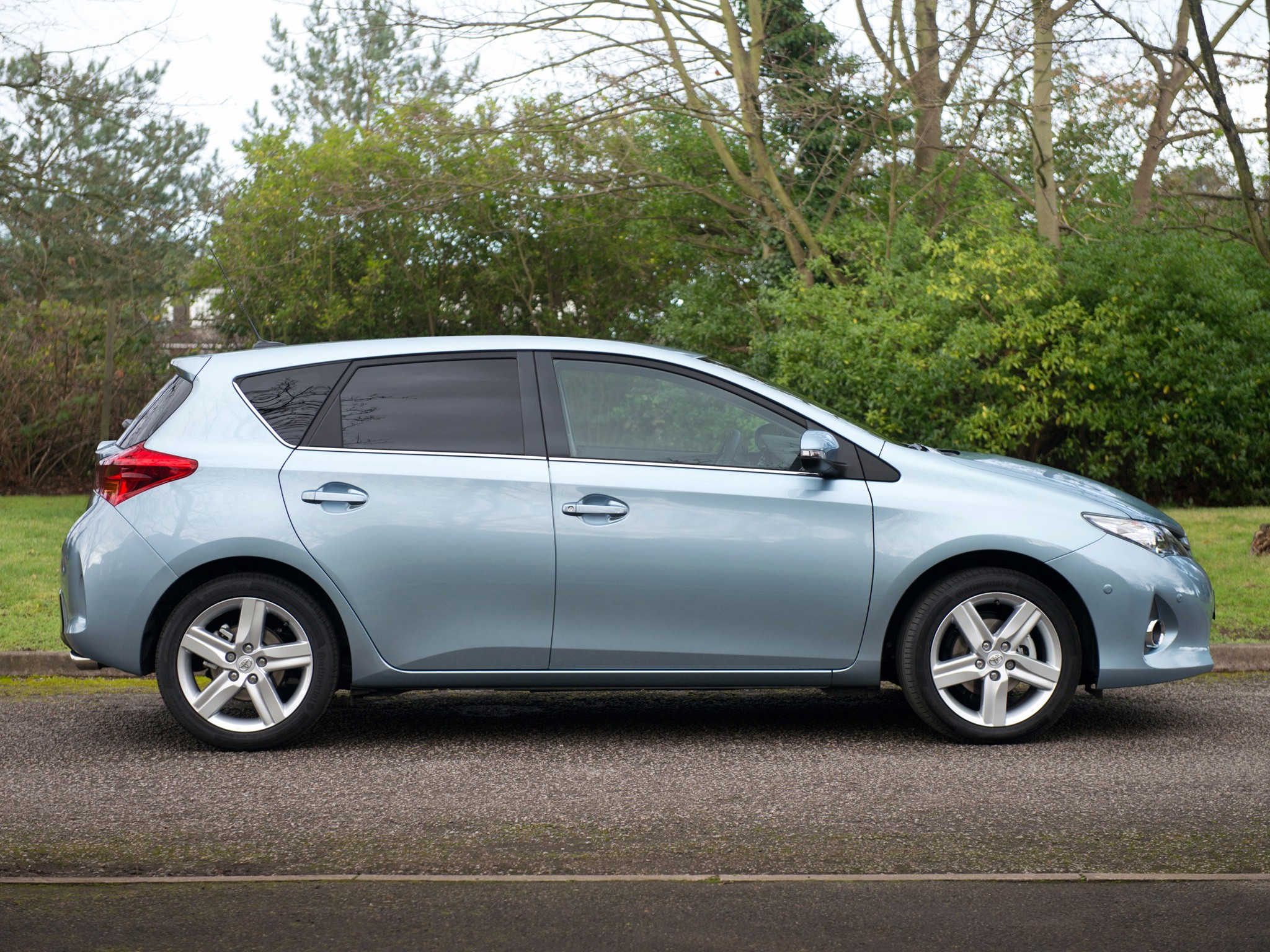 Toyota Auris 5 Doors photo 65
