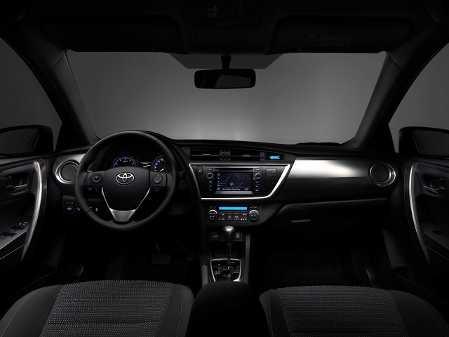 Toyota Auris 5 Doors photo 74