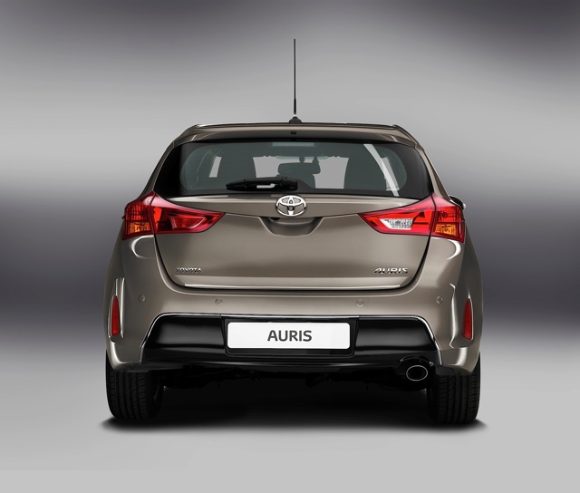 Toyota Auris 5 Doors photo 5