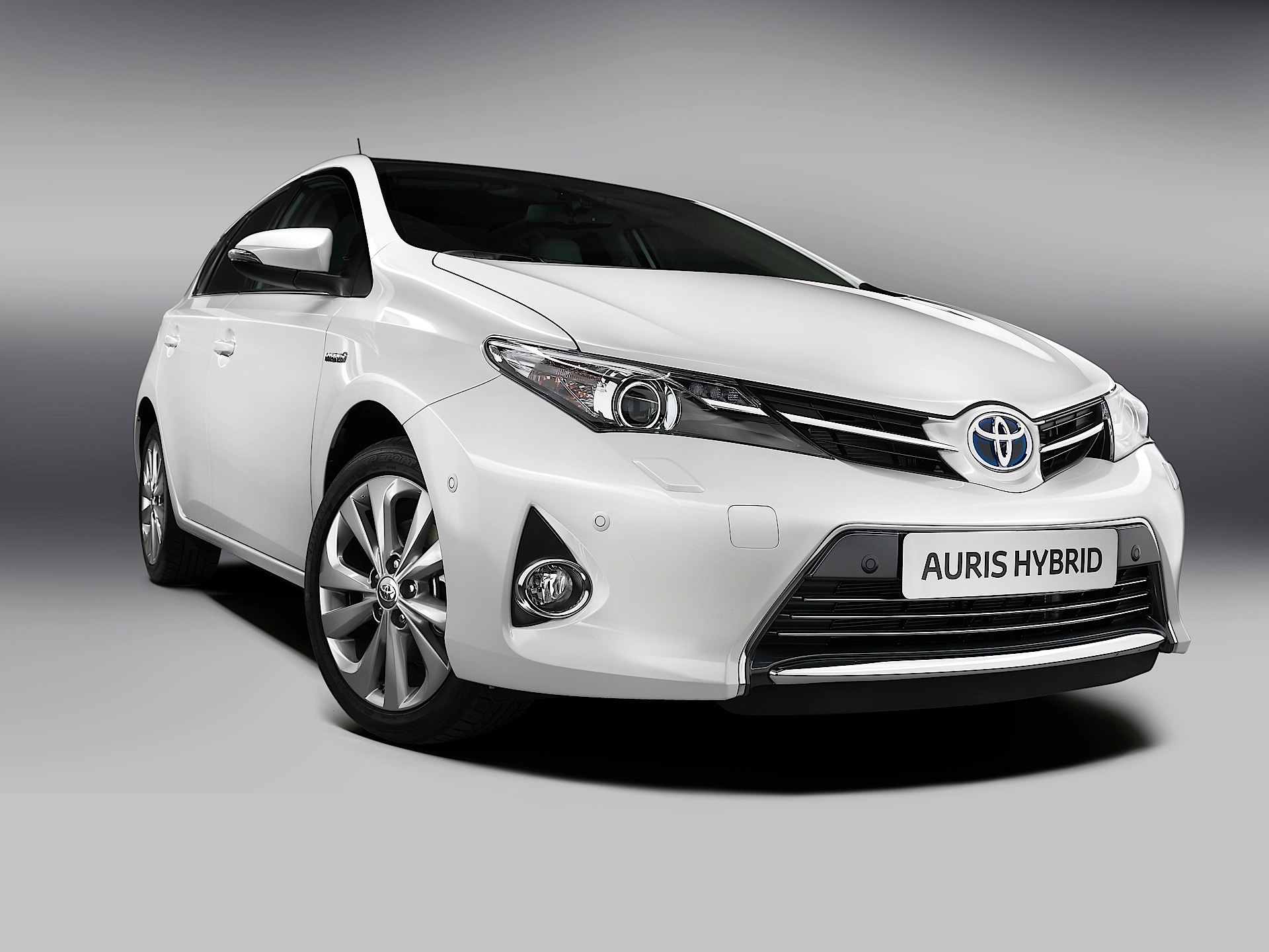 Toyota Auris 5 Doors photo 10
