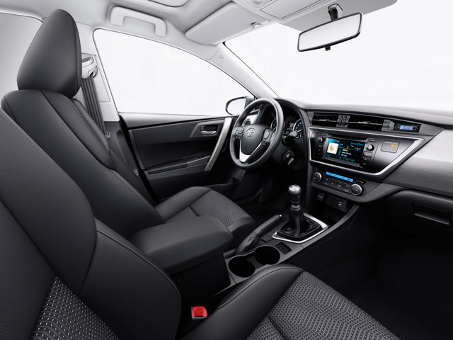 Toyota Auris 5 Doors photo 77