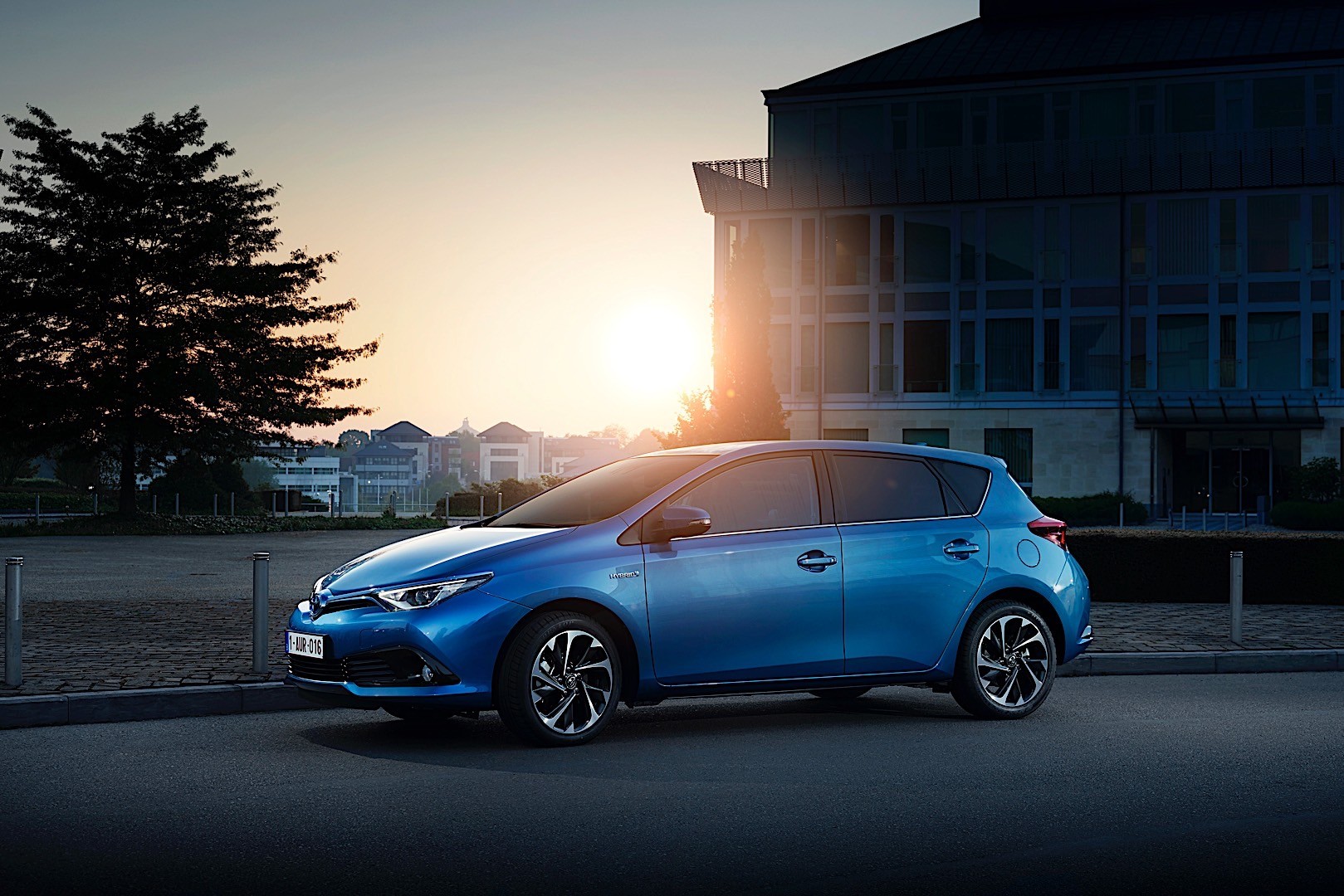 Toyota Auris 5 Doors photo 5