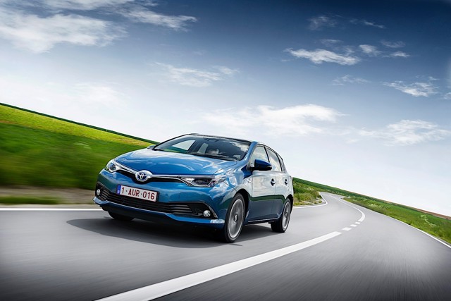 Toyota Auris 5 Doors photo 8