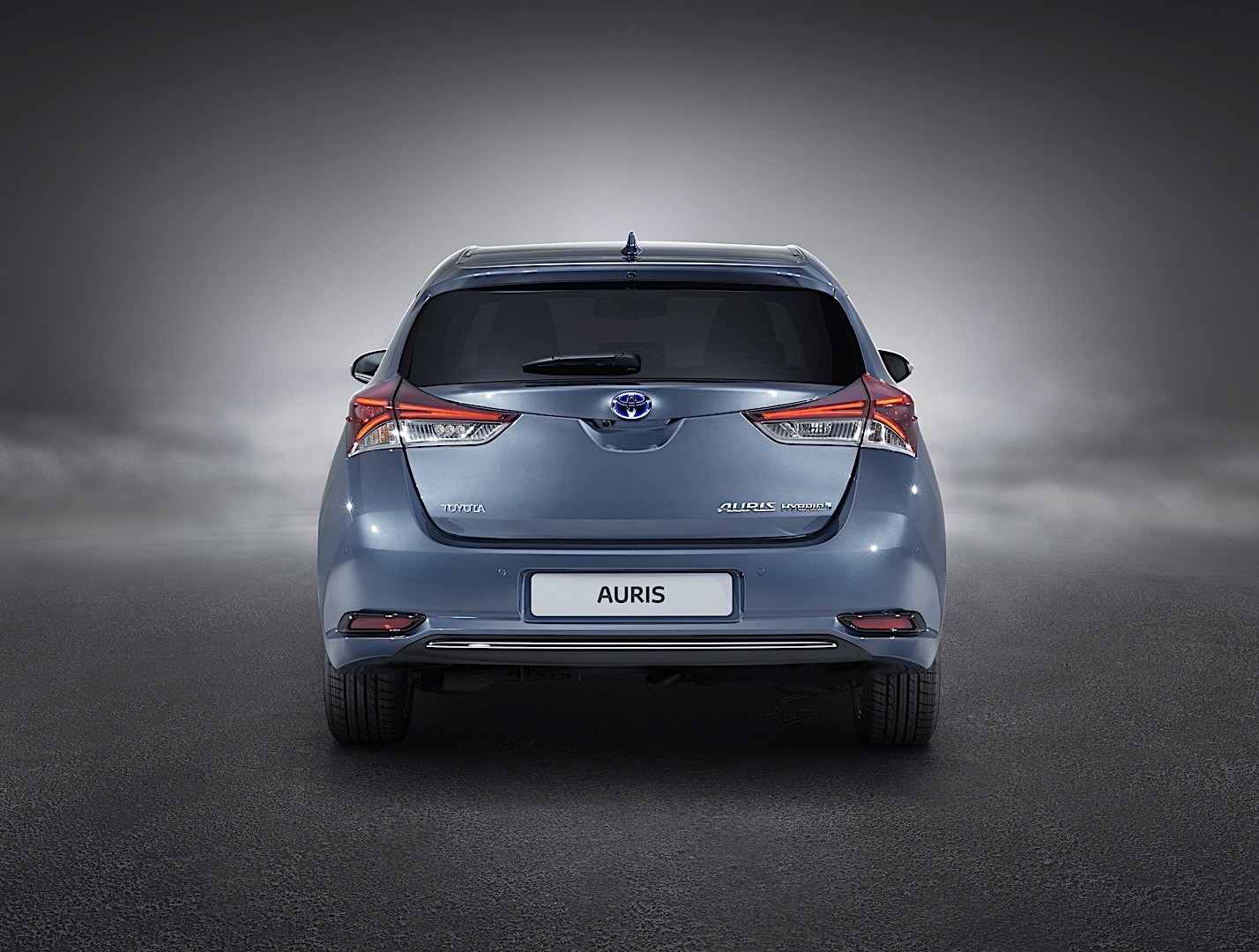 Toyota Auris 5 Doors photo 10