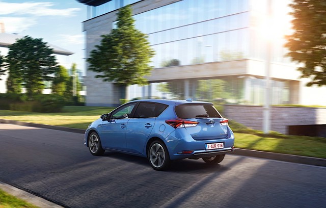 Toyota Auris 5 Doors photo 25