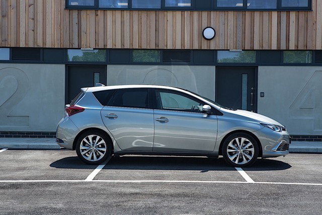 Toyota Auris 5 Doors photo 26