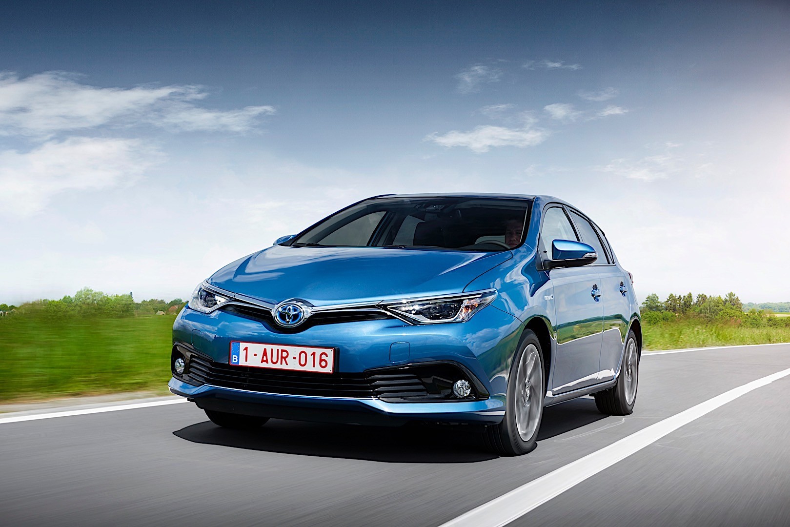 Toyota Auris 5 Doors photo 31