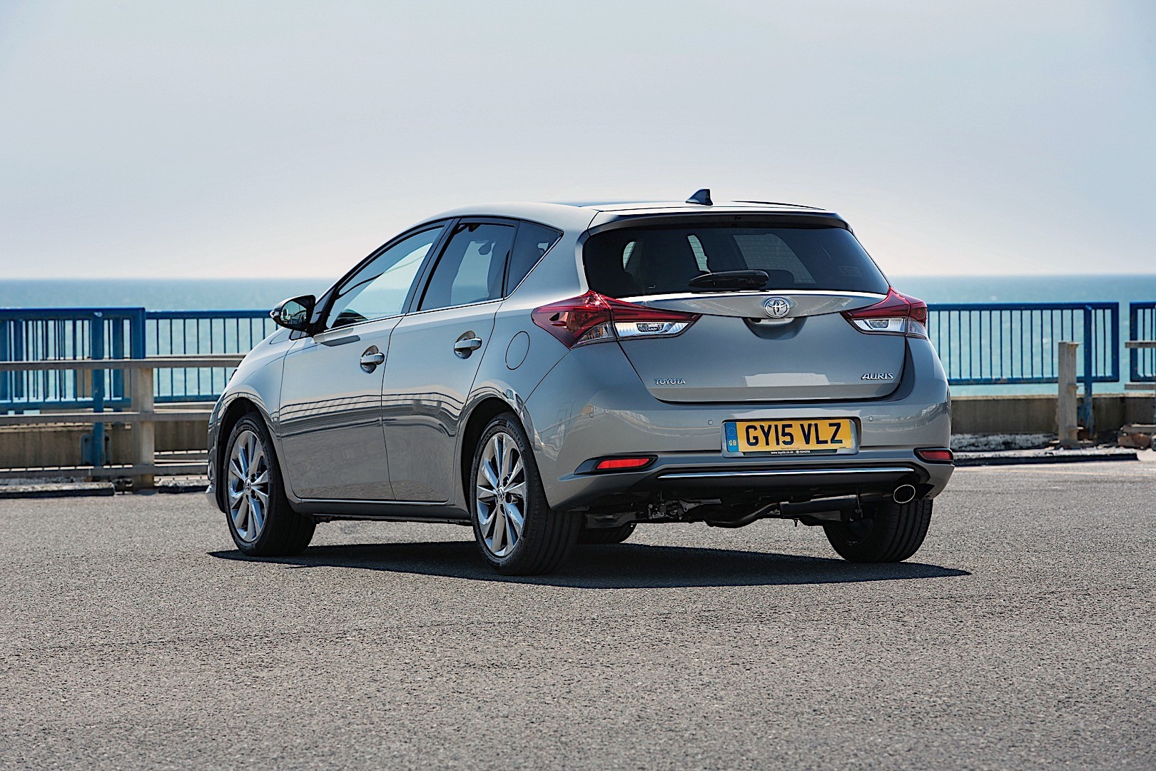 Toyota Auris 5 Doors photo 36