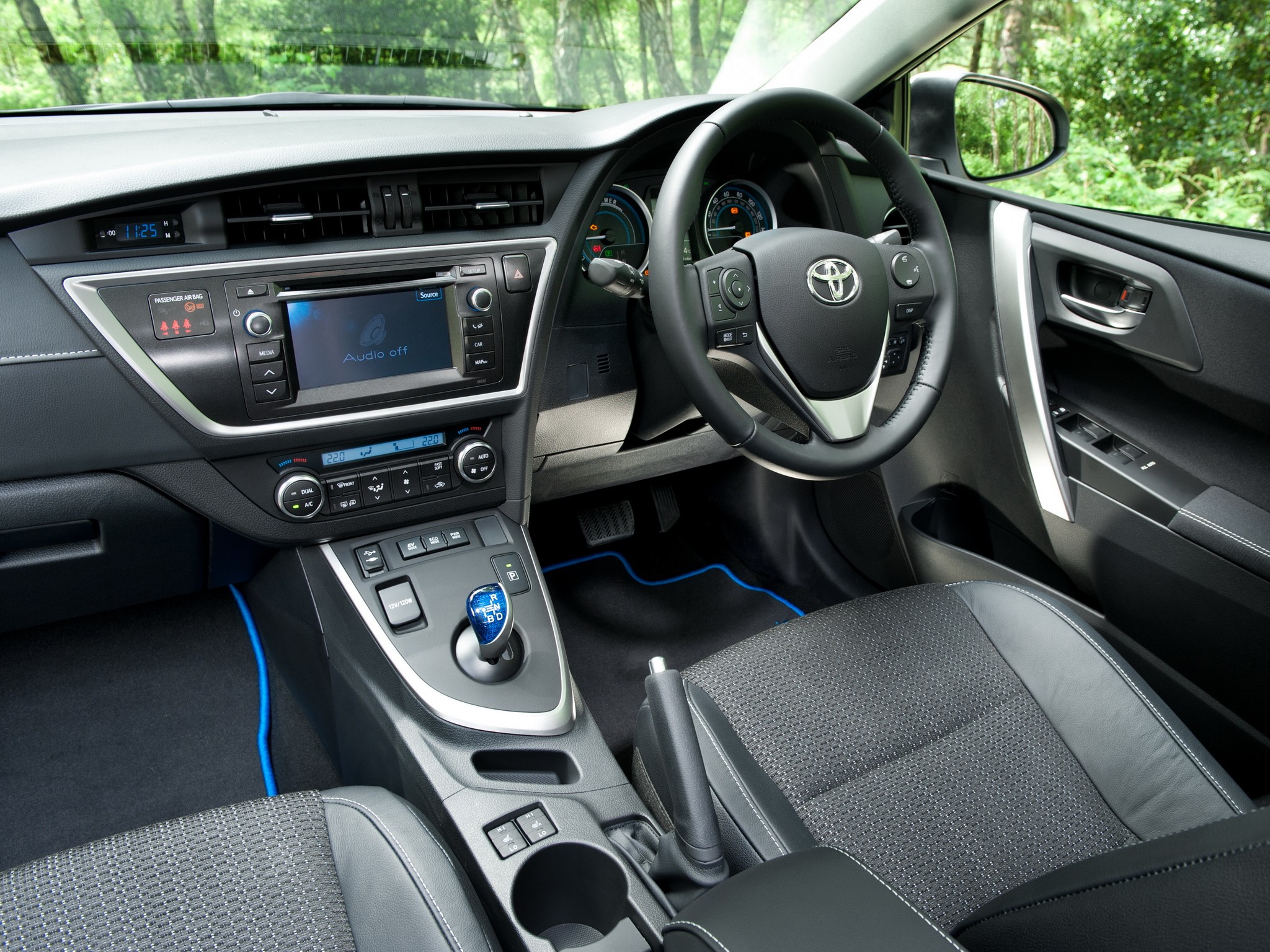 Toyota Auris Touring photo 74