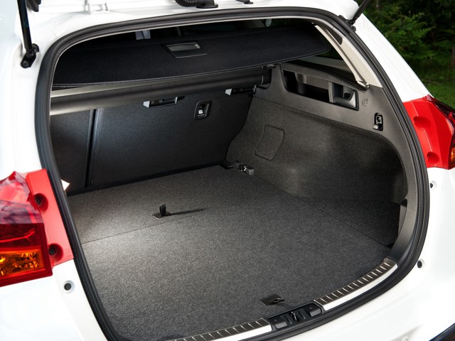 Toyota Auris Touring photo 78
