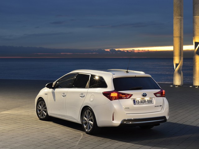 Toyota Auris Touring photo 38