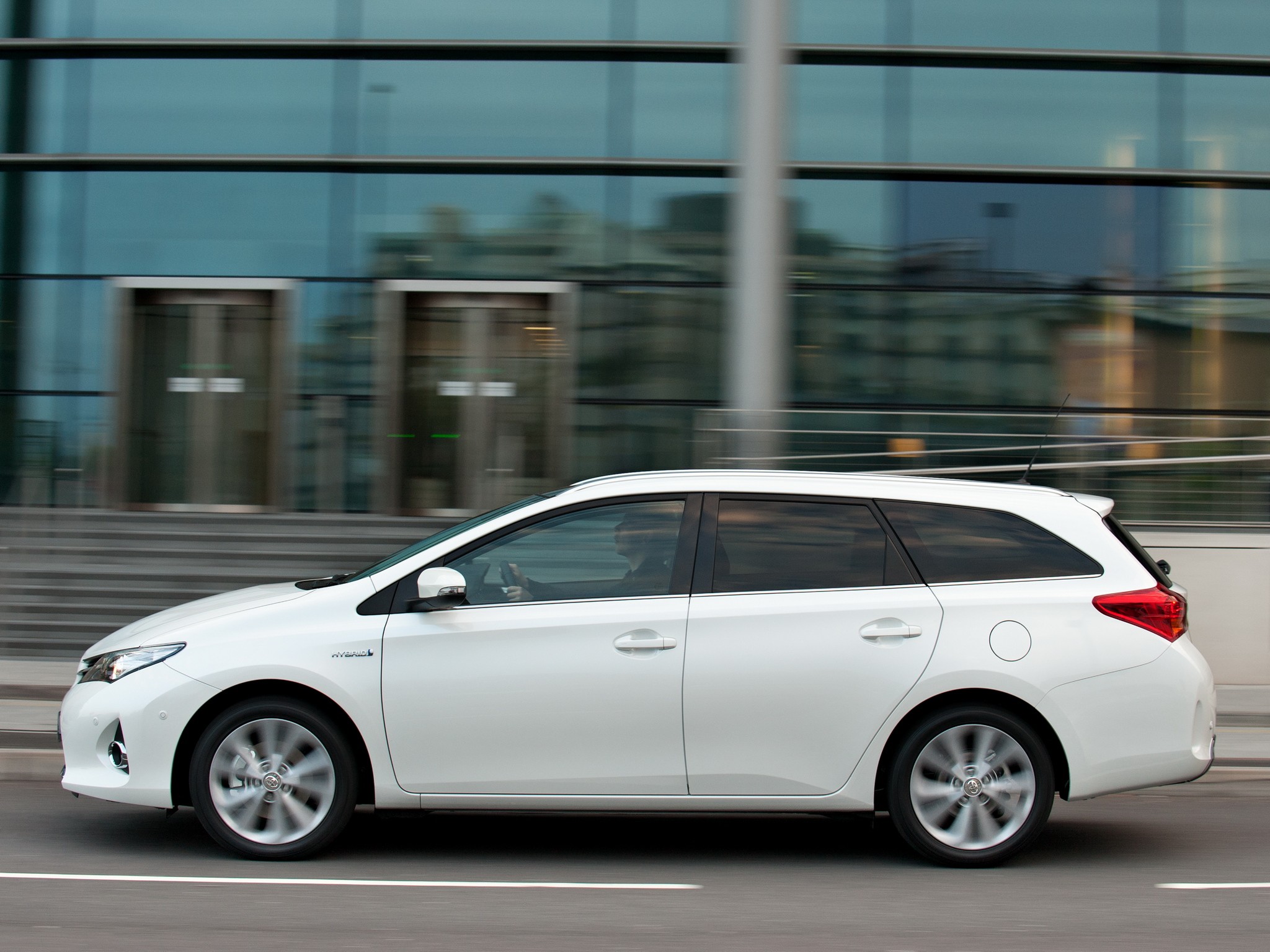 Toyota Auris Touring photo 51