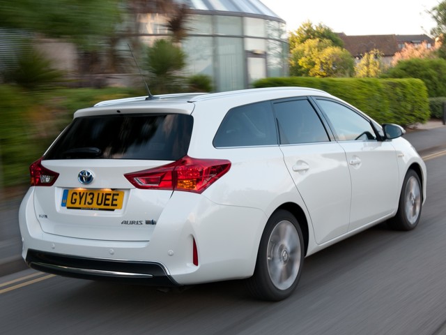 Toyota Auris Touring photo 52