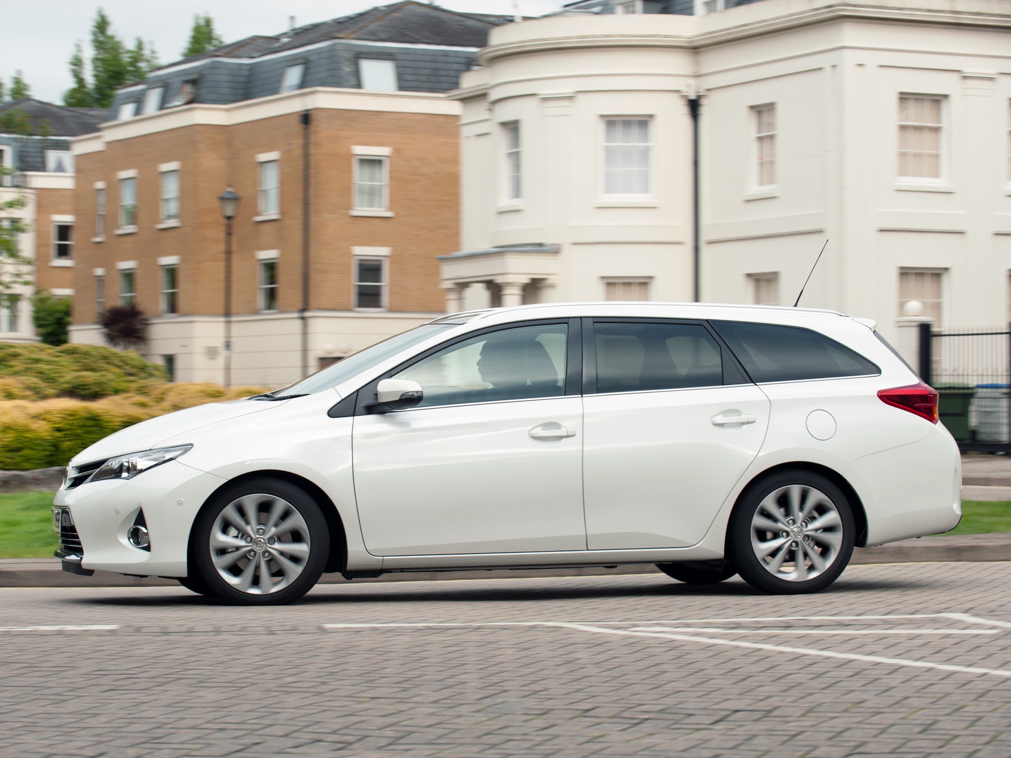 Toyota Auris Touring photo 53