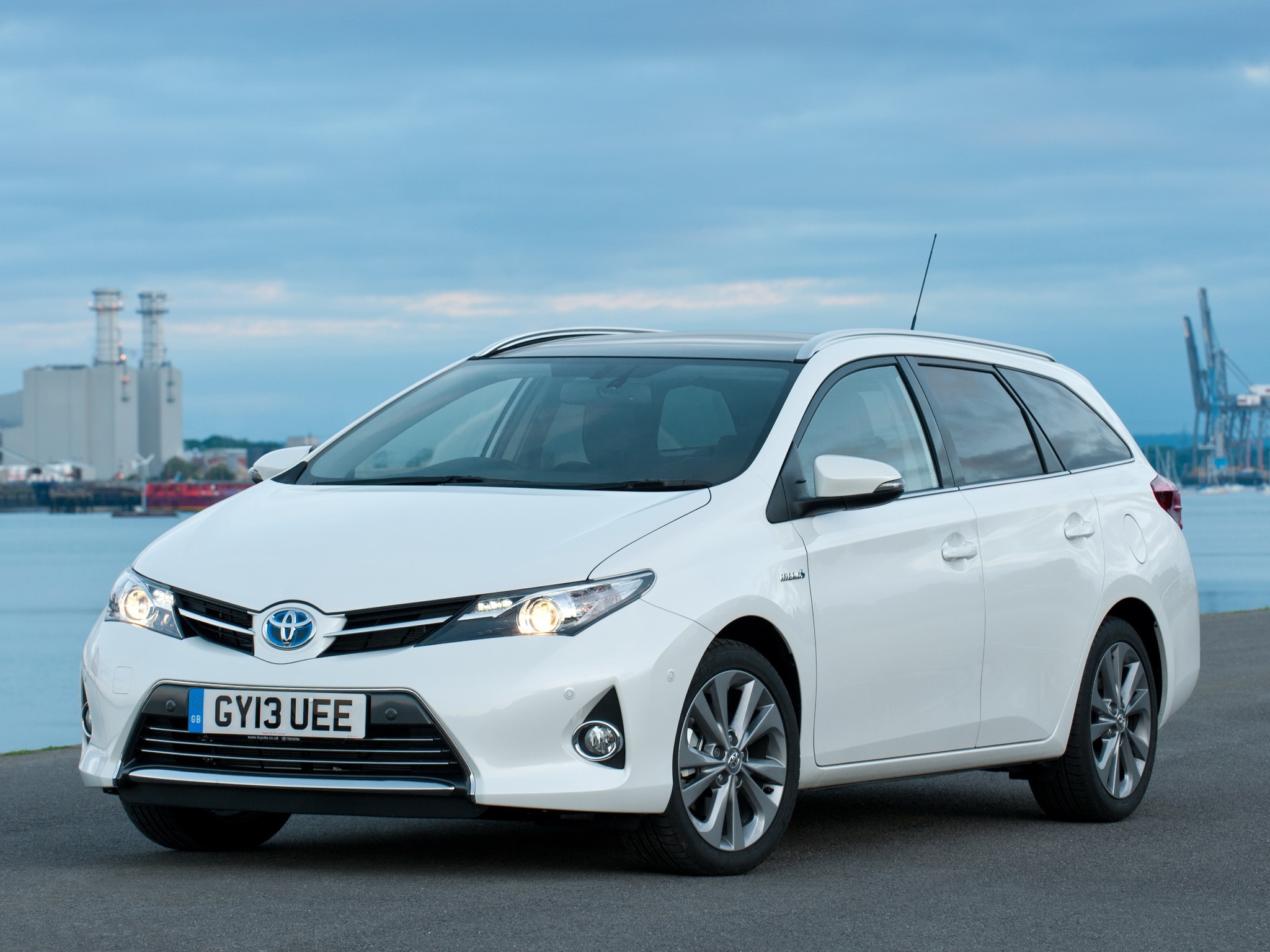Toyota Auris Touring photo 58