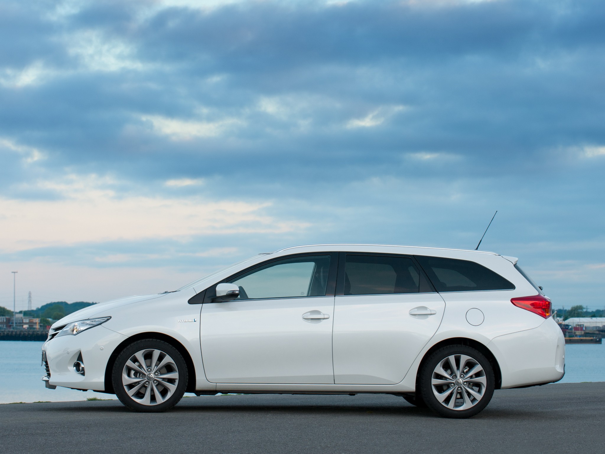 Toyota Auris Touring photo 59