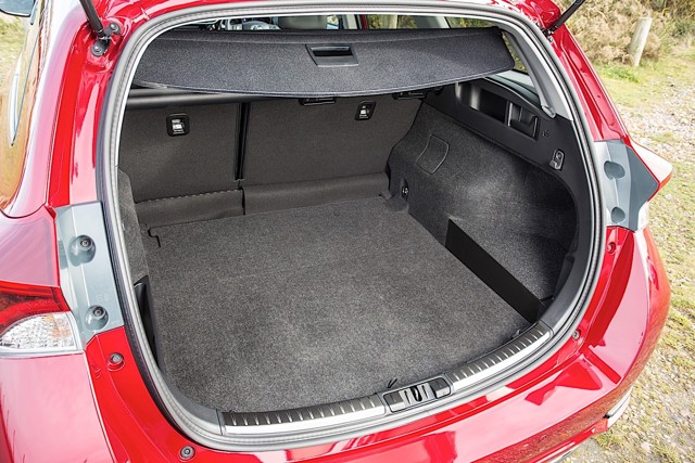 Toyota Auris Touring Foto 60