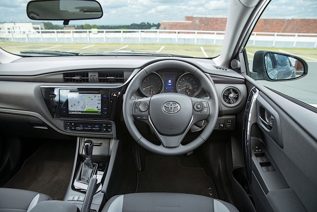 Toyota Auris Touring Foto 62