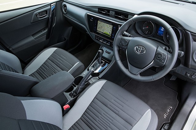 Toyota Auris Touring Foto 63